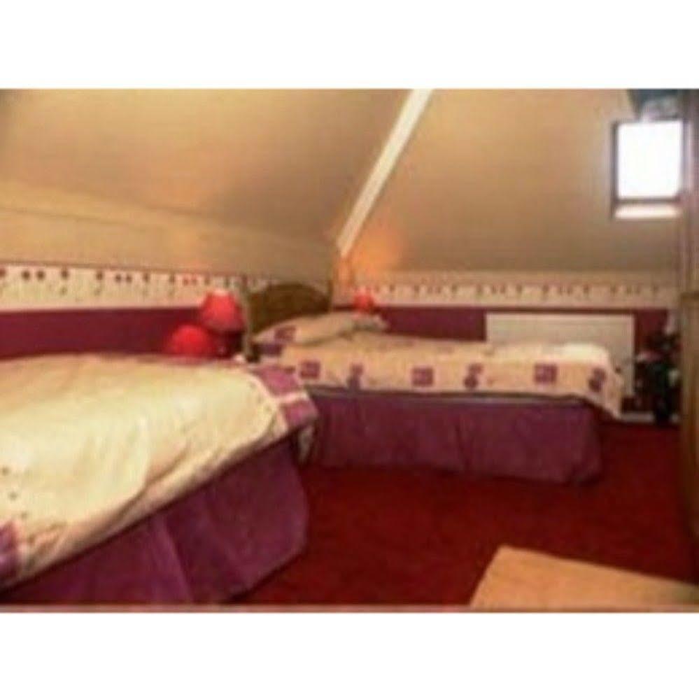 Bed and Breakfast Cadwgan House à Dyffryn Ardudwy Extérieur photo